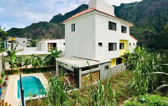 Voyage sur-mesure, petite guesthouse en bas de la vallée de paul